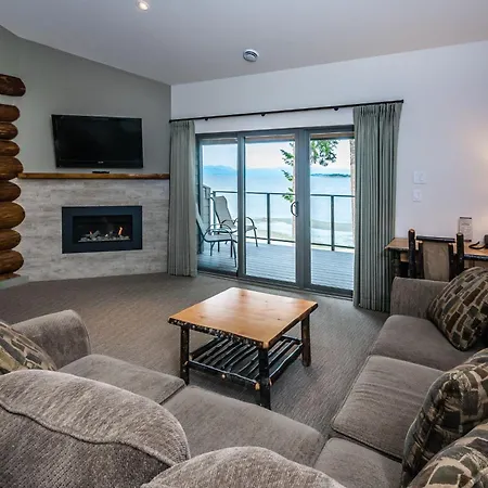 Tigh-Na-Mara Seaside Spa Resort-2